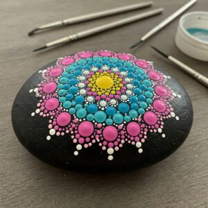 Easy Rock Painting Ideas Anyone Can Do 4 Simple dot mandala pattern for beginner rock painting ideas